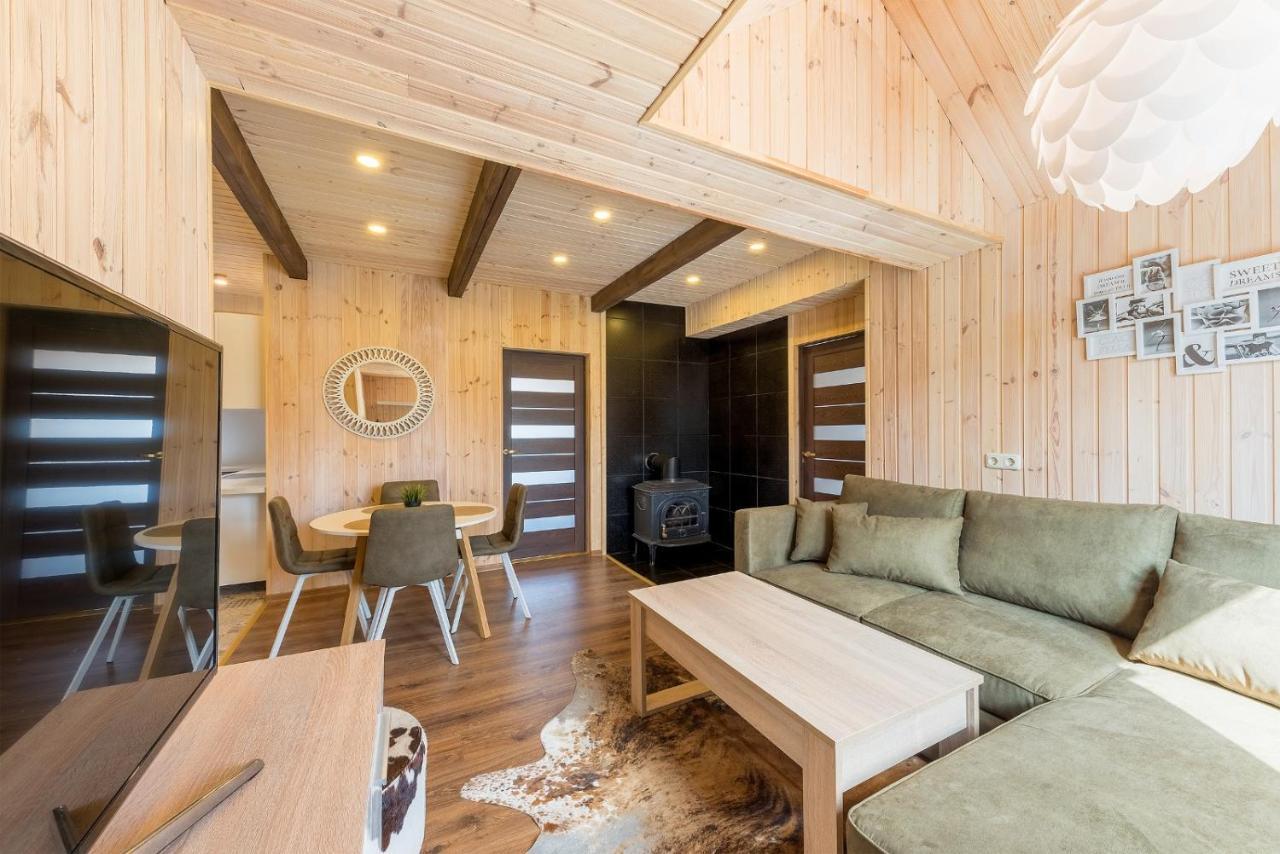 Shanghai Banzai Family Apartment Вилнюс Екстериор снимка