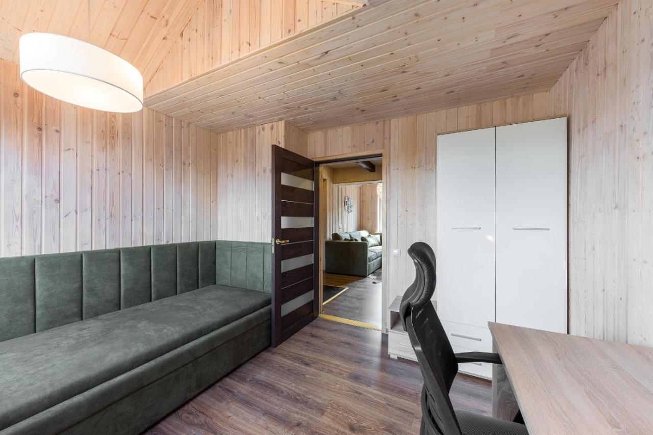 Shanghai Banzai Family Apartment Вилнюс Екстериор снимка